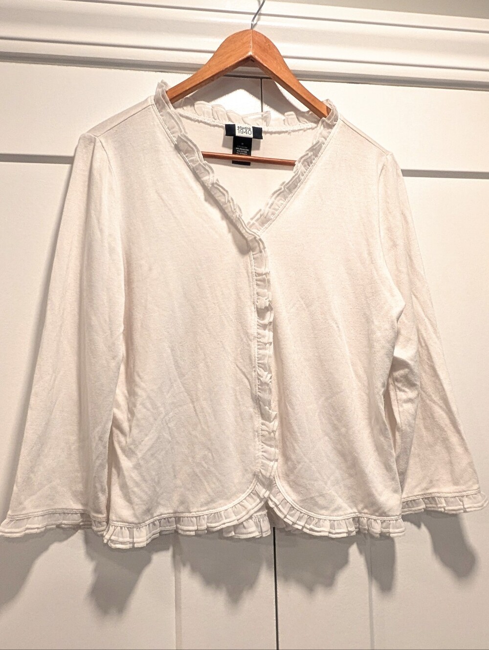 STUDIO 1940 Women's White Ruffle-Trim Cardigan Sweater Size Medium